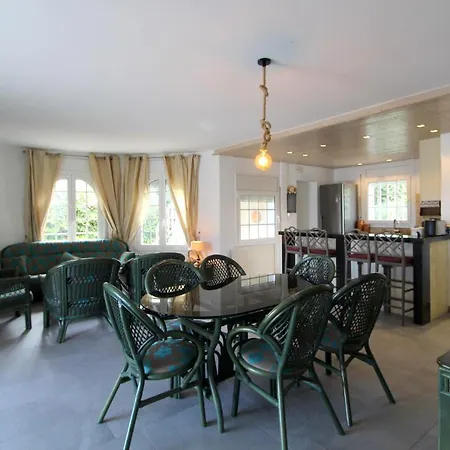 Holiday home Leon Inmo Frida - 11790 Empuriabrava