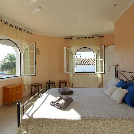 Holiday home Leon Inmo Frida - 11790 Empuriabrava